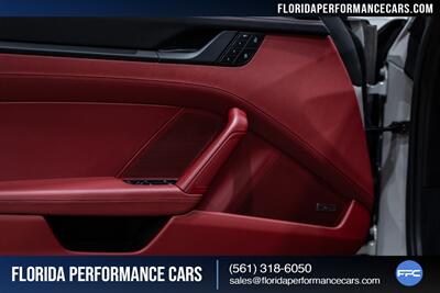 2024 Porsche 911 Carrera GTS   - Photo 24 - Riviera Beach, FL 33407