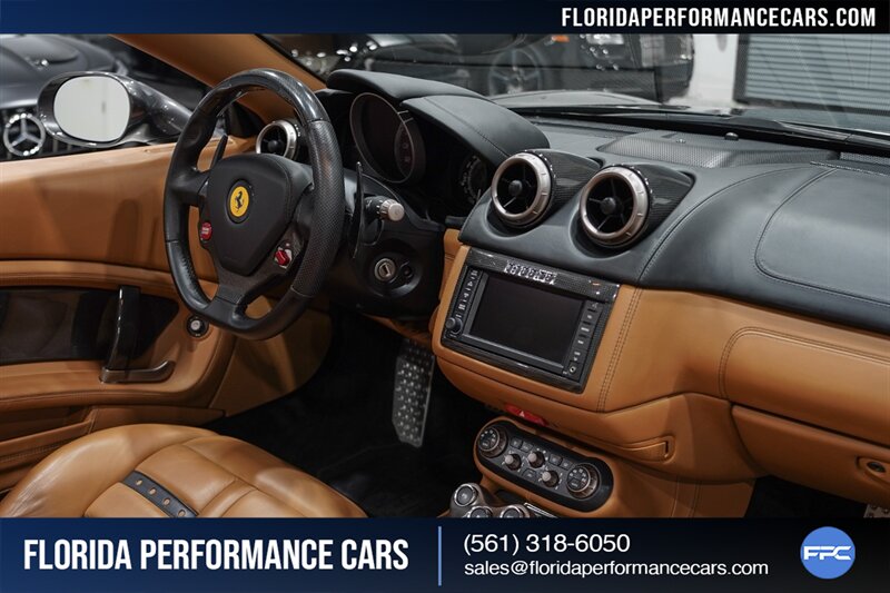 2010 Ferrari California   - Photo 49 - Riviera Beach, FL 33407