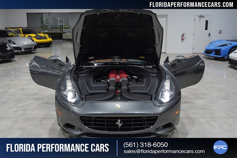 2010 Ferrari California   - Photo 35 - Riviera Beach, FL 33407