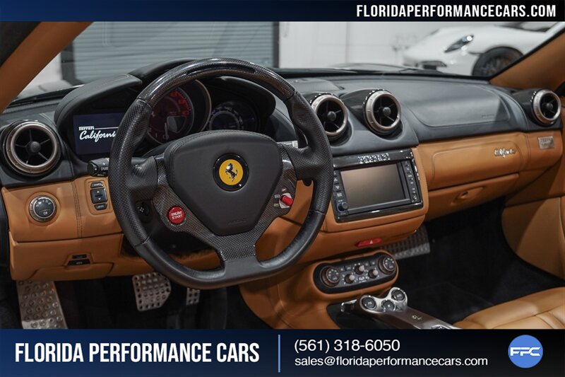 2010 Ferrari California   - Photo 41 - Riviera Beach, FL 33407