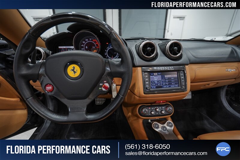 2010 Ferrari California   - Photo 25 - Riviera Beach, FL 33407