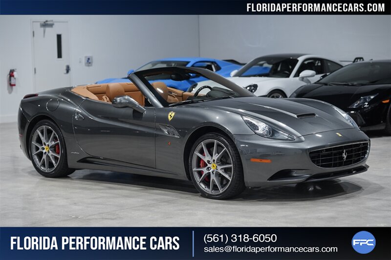 2010 Ferrari California   - Photo 7 - Riviera Beach, FL 33407