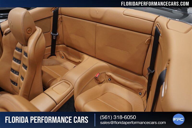 2010 Ferrari California   - Photo 21 - Riviera Beach, FL 33407