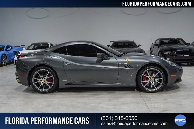 2010 Ferrari California   - Photo 63 - Riviera Beach, FL 33407