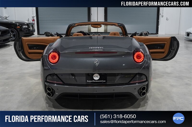 2010 Ferrari California   - Photo 34 - Riviera Beach, FL 33407