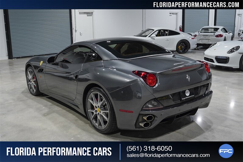 2010 Ferrari California   - Photo 15 - Riviera Beach, FL 33407