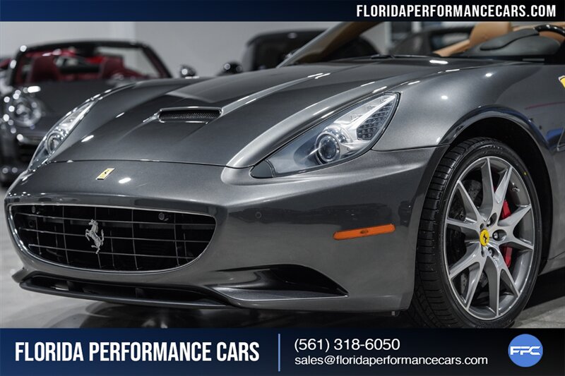 2010 Ferrari California   - Photo 58 - Riviera Beach, FL 33407