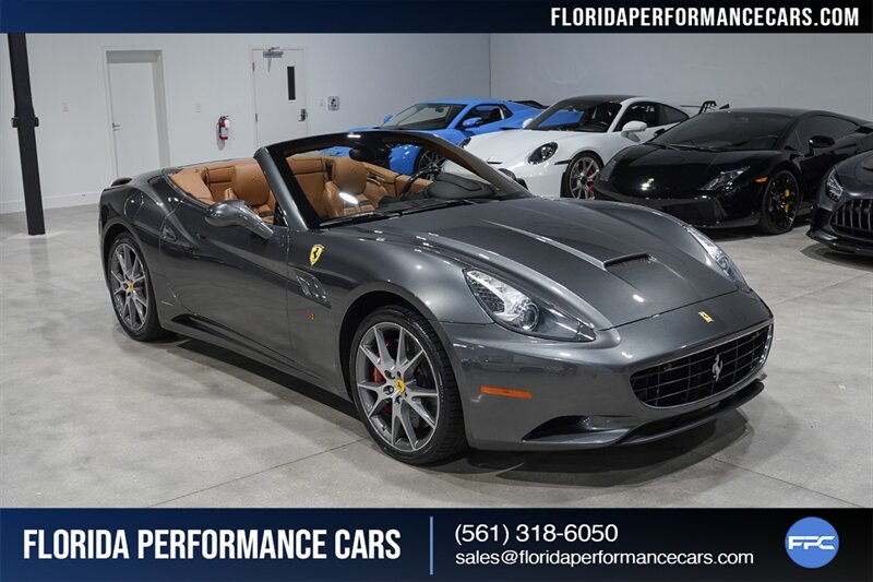 2010 Ferrari California   - Photo 9 - Riviera Beach, FL 33407