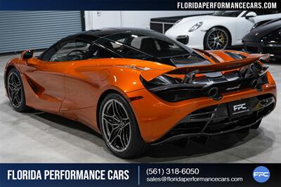 2018 McLaren 720S Luxury   - Photo 4 - Riviera Beach, FL 33407