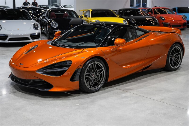2018 McLaren 720S Luxury  