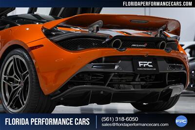 2018 McLaren 720S Luxury   - Photo 15 - Riviera Beach, FL 33407