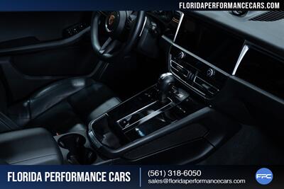 2022 Porsche Macan S   - Photo 60 - Riviera Beach, FL 33407