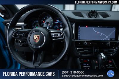 2022 Porsche Macan S   - Photo 22 - Riviera Beach, FL 33407