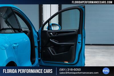 2022 Porsche Macan S   - Photo 34 - Riviera Beach, FL 33407