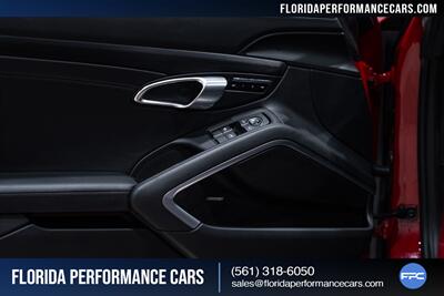 2019 Porsche 911 Targa 4 GTS   - Photo 28 - Riviera Beach, FL 33407