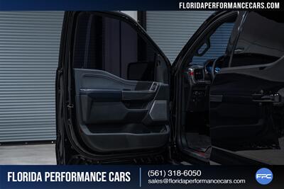 2021 Ford F-150 Raptor   - Photo 25 - Riviera Beach, FL 33407