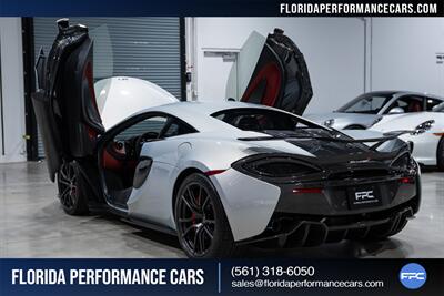 2016 McLaren 570S   - Photo 33 - Riviera Beach, FL 33407