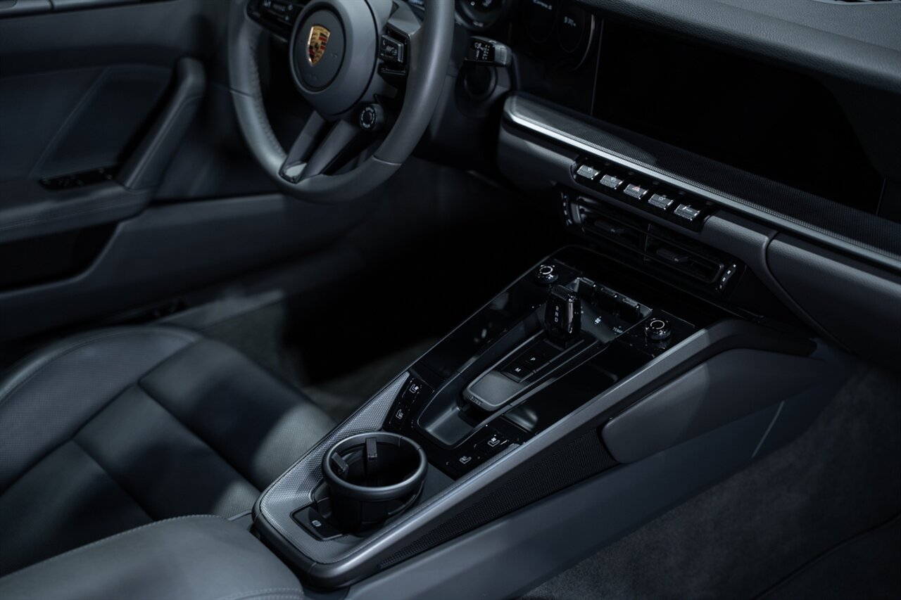 2020 Porsche 911 Carrera S   - Photo 57 - Riviera Beach, FL 33407