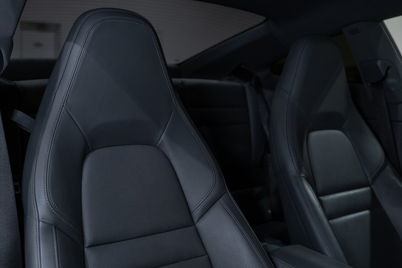 2020 Porsche 911 Carrera S   - Photo 35 - Riviera Beach, FL 33407