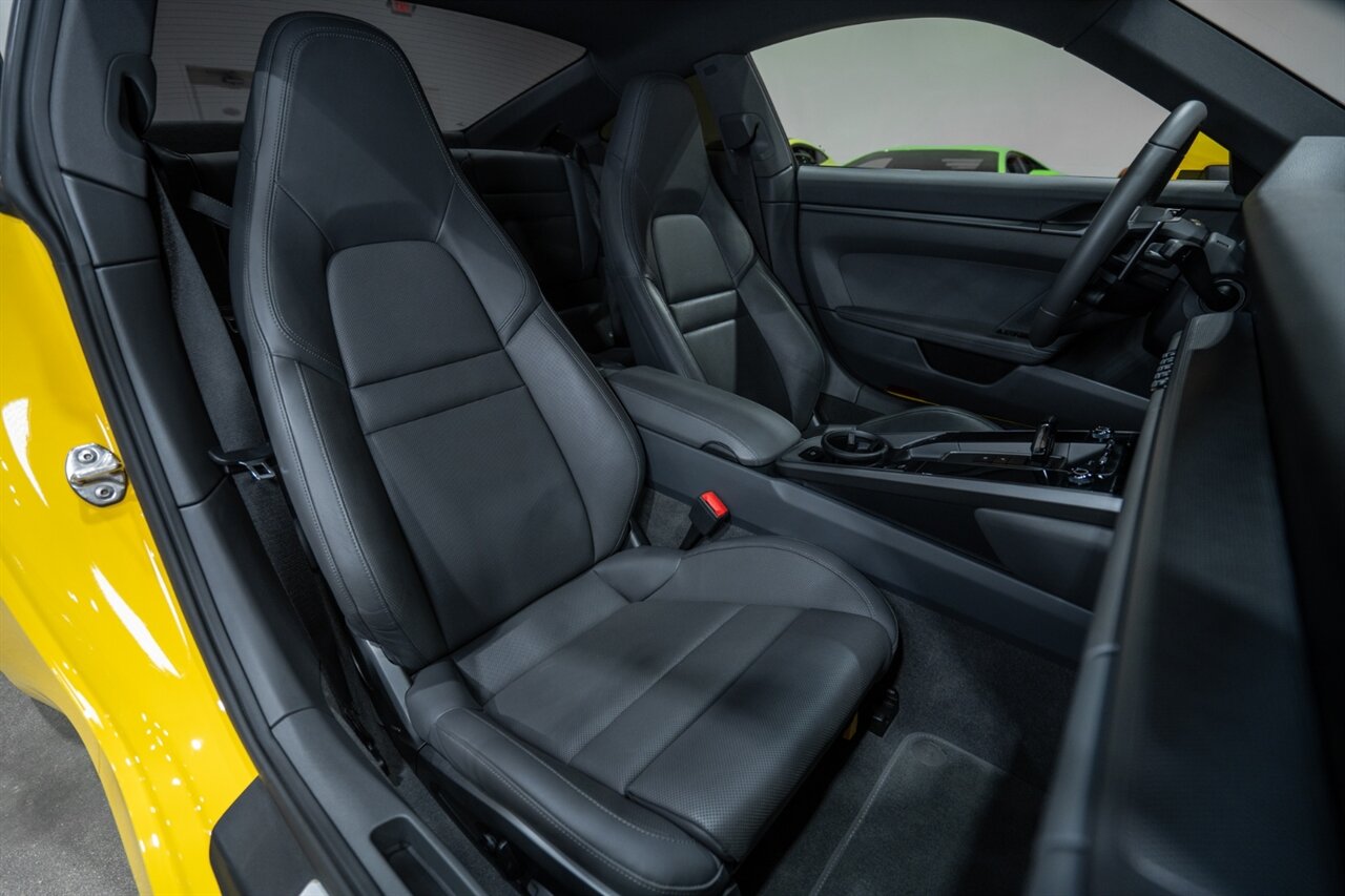 2020 Porsche 911 Carrera S   - Photo 34 - Riviera Beach, FL 33407