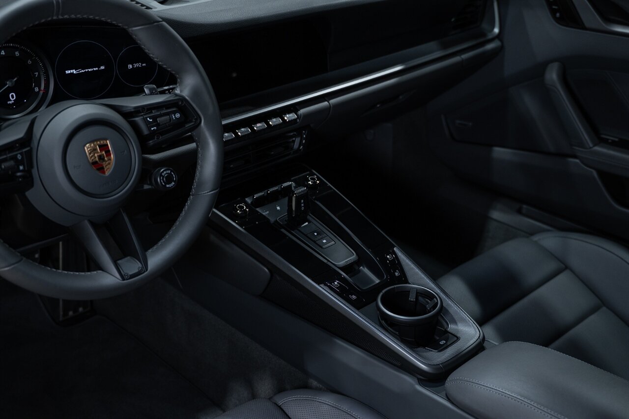 2020 Porsche 911 Carrera S   - Photo 26 - Riviera Beach, FL 33407