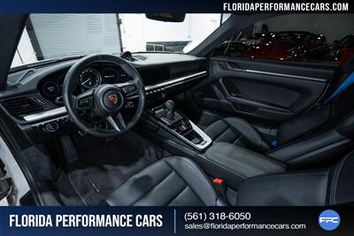 2024 Porsche 911 Carrera T   - Photo 18 - Riviera Beach, FL 33407
