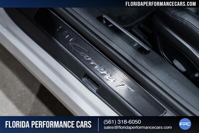 2024 Porsche 911 Carrera T   - Photo 26 - Riviera Beach, FL 33407