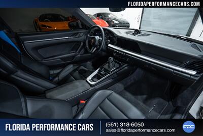 2024 Porsche 911 Carrera T   - Photo 30 - Riviera Beach, FL 33407