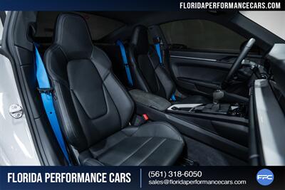 2024 Porsche 911 Carrera T   - Photo 31 - Riviera Beach, FL 33407
