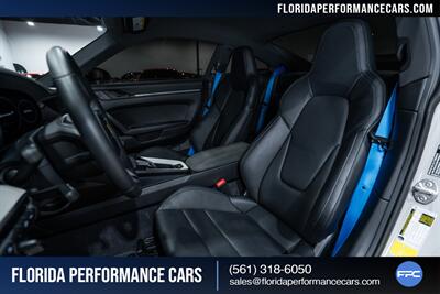 2024 Porsche 911 Carrera T   - Photo 20 - Riviera Beach, FL 33407