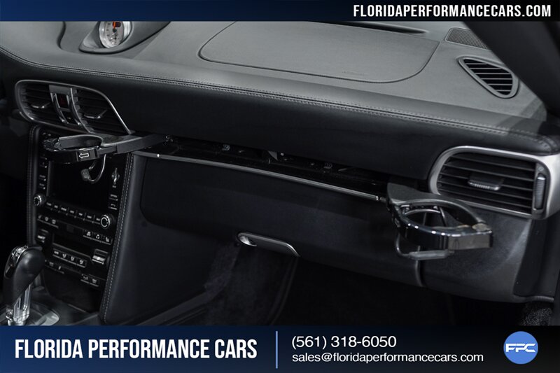 2010 Porsche 911 Turbo   - Photo 57 - Riviera Beach, FL 33407