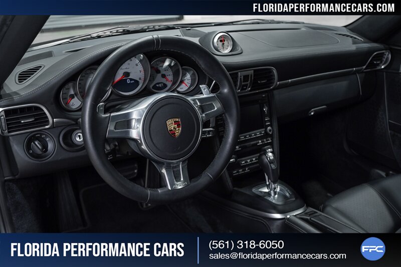 2010 Porsche 911 Turbo   - Photo 45 - Riviera Beach, FL 33407