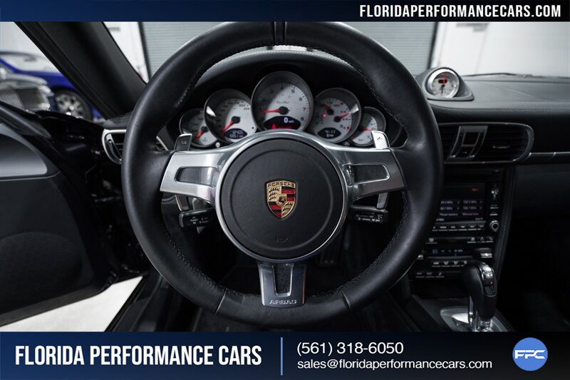 2010 Porsche 911 Turbo   - Photo 22 - Riviera Beach, FL 33407