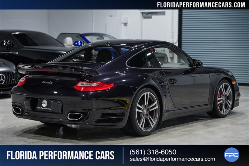 2010 Porsche 911 Turbo   - Photo 16 - Riviera Beach, FL 33407