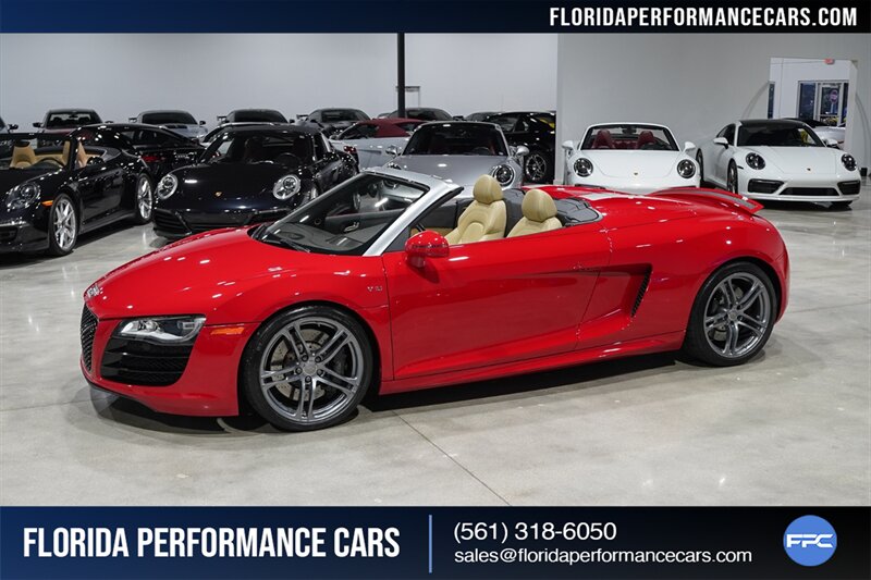 2011 Audi R8 5.2 quattro Spyder   - Photo 2 - Riviera Beach, FL 33407