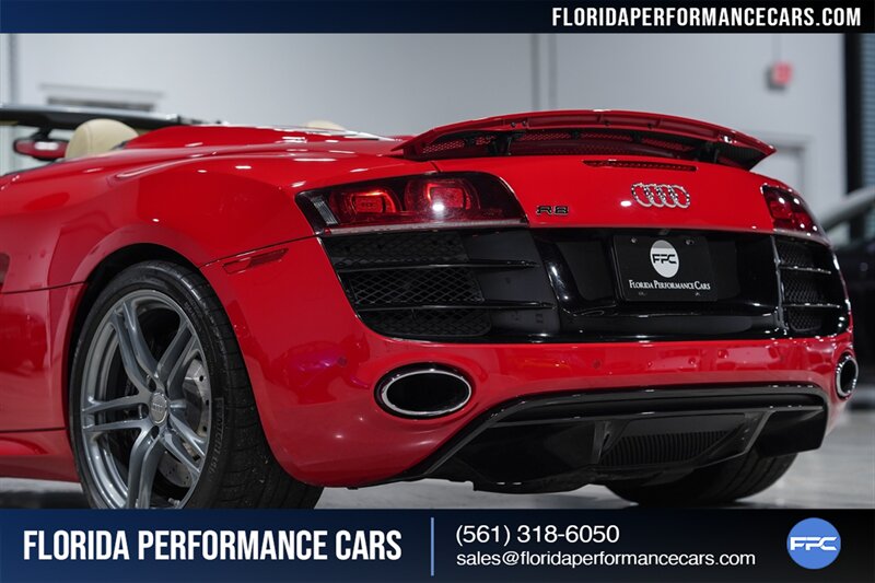 2011 Audi R8 5.2 quattro Spyder   - Photo 59 - Riviera Beach, FL 33407