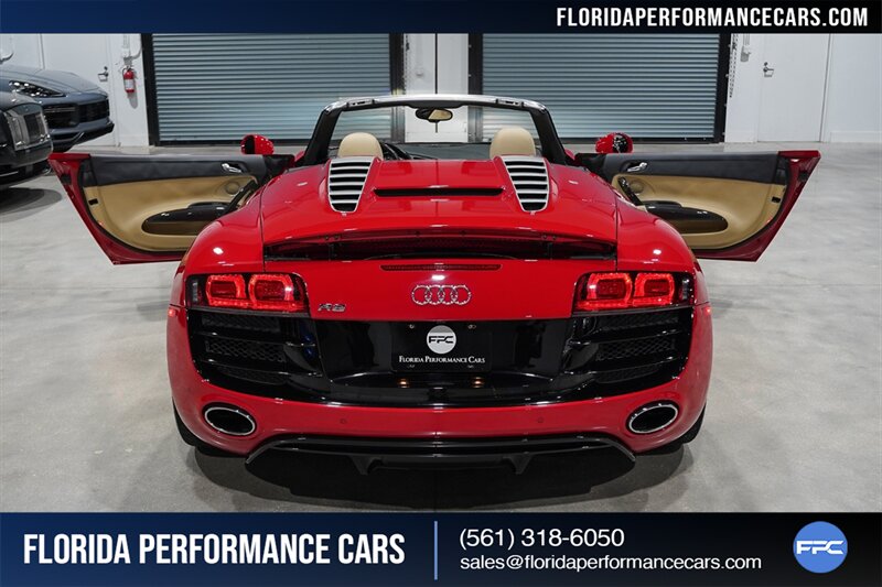 2011 Audi R8 5.2 quattro Spyder   - Photo 35 - Riviera Beach, FL 33407