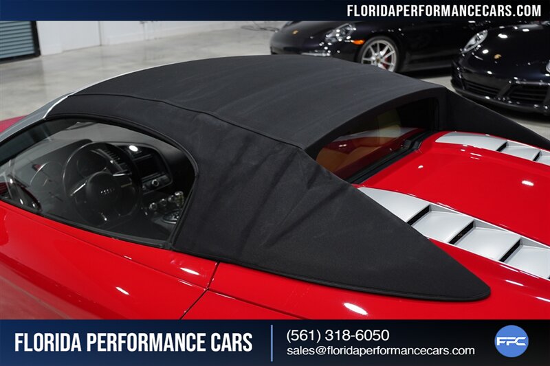 2011 Audi R8 5.2 quattro Spyder   - Photo 16 - Riviera Beach, FL 33407