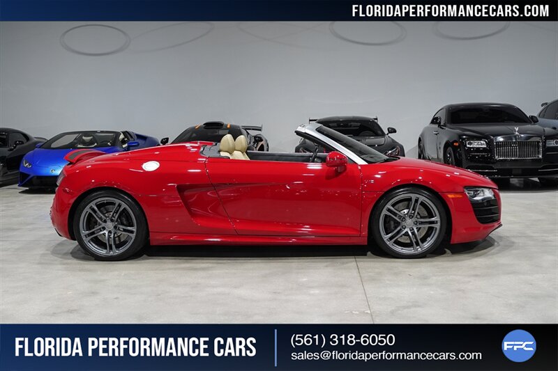 2011 Audi R8 5.2 quattro Spyder   - Photo 8 - Riviera Beach, FL 33407