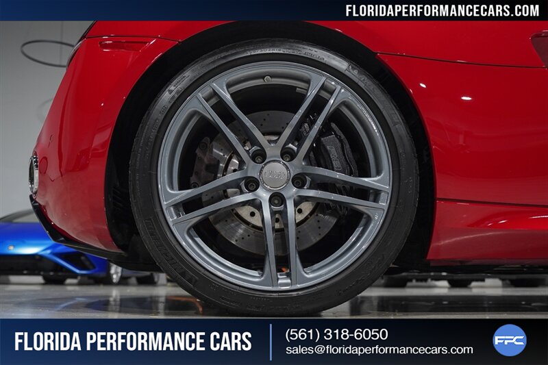 2011 Audi R8 5.2 quattro Spyder   - Photo 10 - Riviera Beach, FL 33407