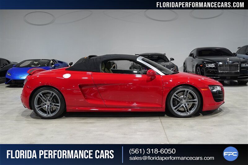 2011 Audi R8 5.2 quattro Spyder   - Photo 64 - Riviera Beach, FL 33407