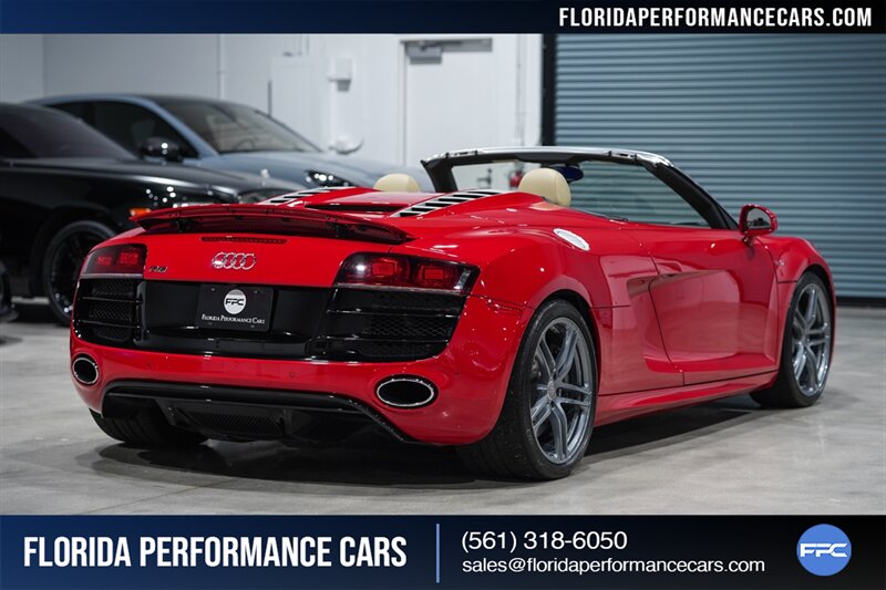 2011 Audi R8 5.2 quattro Spyder   - Photo 61 - Riviera Beach, FL 33407