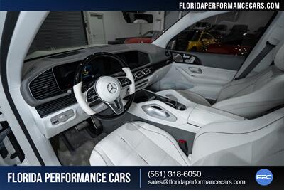 2022 Mercedes-Benz GLS Maybach GLS 600   - Photo 18 - Riviera Beach, FL 33407
