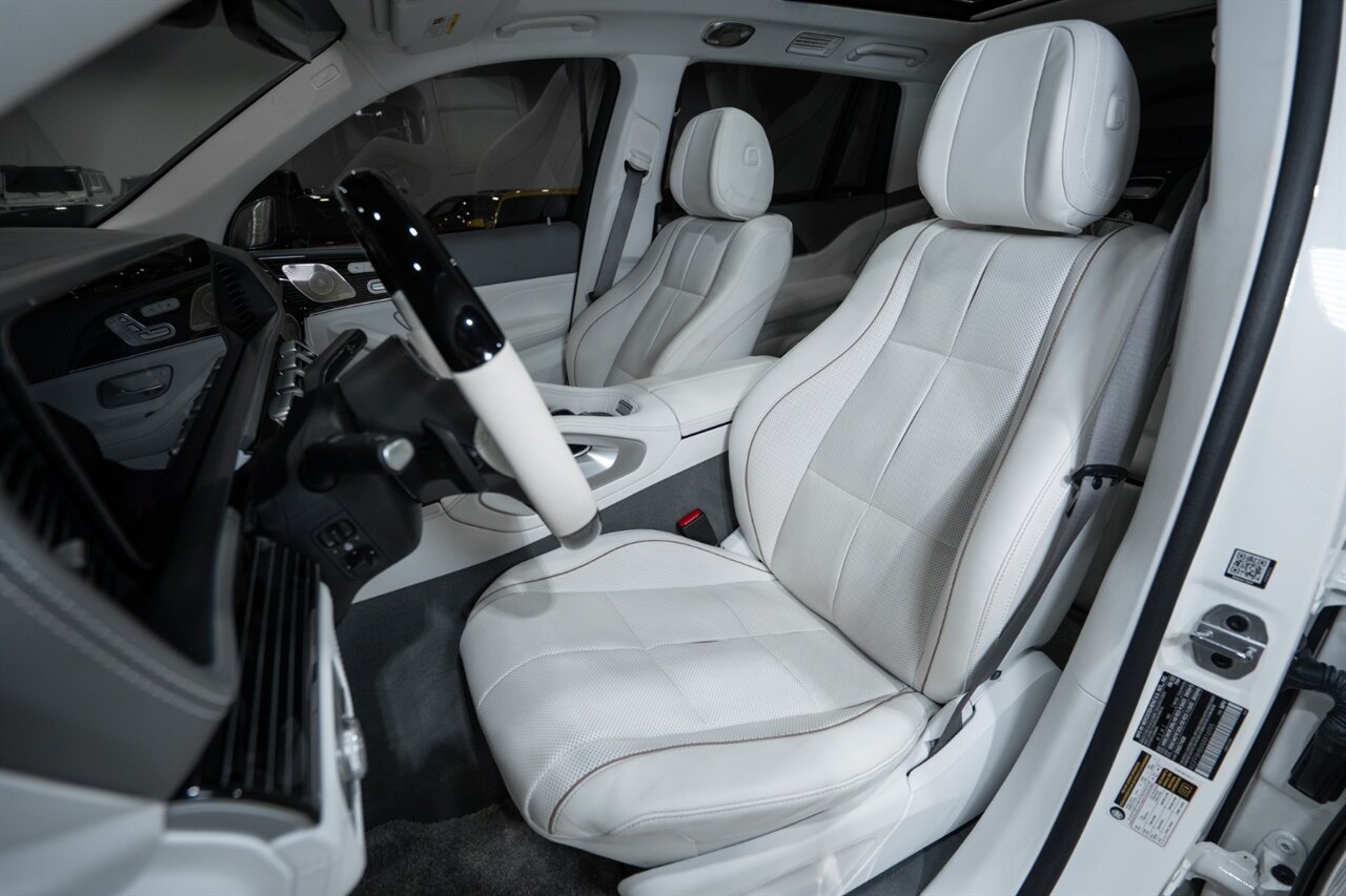 2022 Mercedes-Benz GLS Maybach GLS 600   - Photo 20 - Riviera Beach, FL 33407
