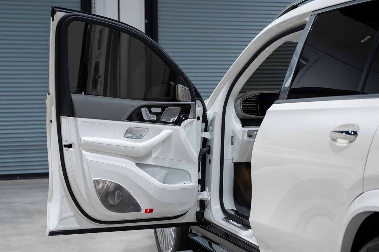 2022 Mercedes-Benz GLS Maybach GLS 600   - Photo 26 - Riviera Beach, FL 33407