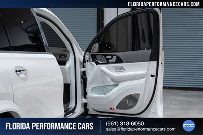 2022 Mercedes-Benz GLS Maybach GLS 600   - Photo 36 - Riviera Beach, FL 33407