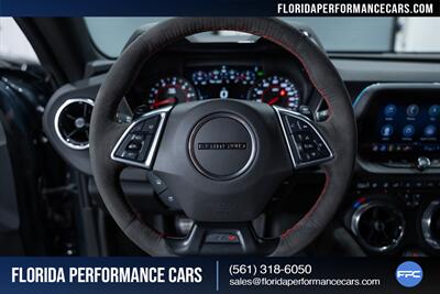 2022 Chevrolet Camaro ZL1 w/ 1LE   - Photo 19 - Riviera Beach, FL 33407