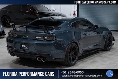 2022 Chevrolet Camaro ZL1 w/ 1LE   - Photo 6 - Riviera Beach, FL 33407
