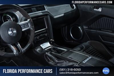 2013 Ford Shelby GT500   - Photo 46 - Riviera Beach, FL 33407