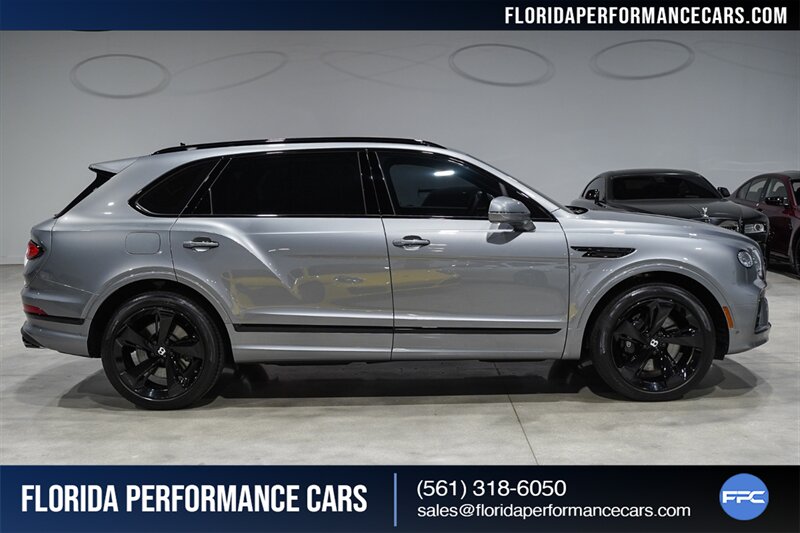 2023 Bentley Bentayga EWB V8   - Photo 7 - Riviera Beach, FL 33407